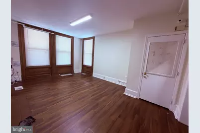 905 Swede Street #10, Norristown, PA 19401 - Photo 6