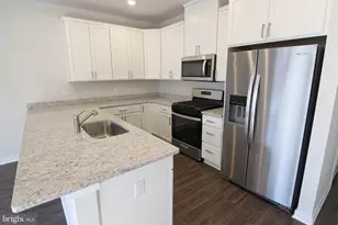 75 E 4th St, Bridgeport, PA 19405 - Photo 2