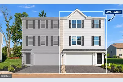 736 Fawn Way, Pennsburg, PA 18073 - Photo 1