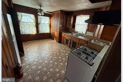 830 W Marshall Street #2, Norristown, PA 19401 - Photo 6