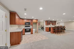 180 Somerset Dr, Blue Bell, PA 19422 - Photo 44