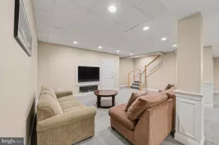 180 Somerset Dr, Blue Bell, PA 19422 - Photo 42