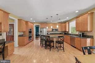 180 Somerset Dr, Blue Bell, PA 19422 - Photo 10