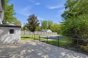 2952 Dekalb Pike, Norristown, PA 19401 - Photo 2