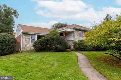 2004 Lodges Lane, Oreland, PA 19075 - Photo 2