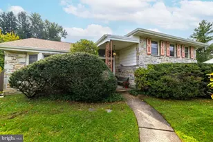 2004 Lodges Ln, Oreland, PA 19075 - Photo 1