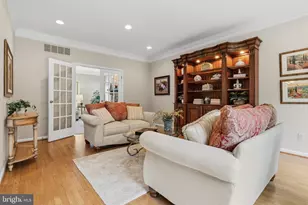 708 Castlewood Dr, Dresher, PA 19025 - Photo 4