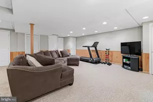 708 Castlewood Dr, Dresher, PA 19025 - Photo 40