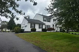 19 Cardinal Ln, Collegeville, PA 19426 - Photo 4