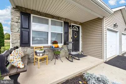 720 Montgomery Avenue, Pennsburg, PA 18073 - Photo 2