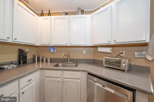 19 Victoria Cir, Collegeville, PA 19426 - Photo 10