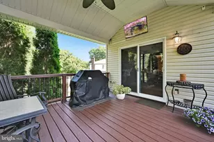 60 Falcon Ct, Gilbertsville, PA 19525 - Photo 18