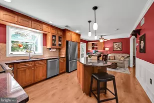 60 Falcon Ct, Gilbertsville, PA 19525 - Photo 6