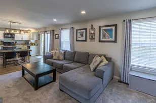 113 Dove Dr, Gilbertsville, PA 19525 - Photo 8