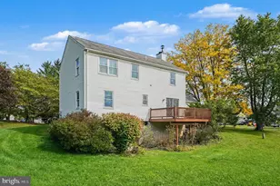308 Hampton Cir, Gilbertsville, PA 19525 - Photo 30