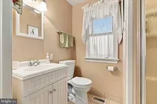 17 Springhouse Ln, Blue Bell, PA 19422 - Photo 28
