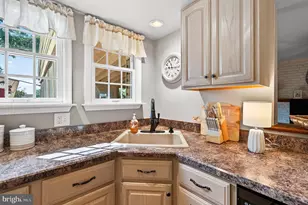 222 Horseshoe Rd, Norristown, PA 19403 - Photo 20