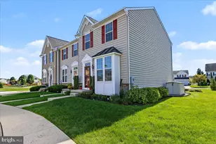 104 Raven Ct, Gilbertsville, PA 19525 - Photo 2