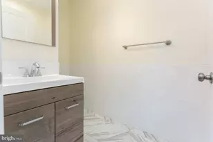 101 E 4th Street E, Bridgeport, PA 19405 - Photo 10