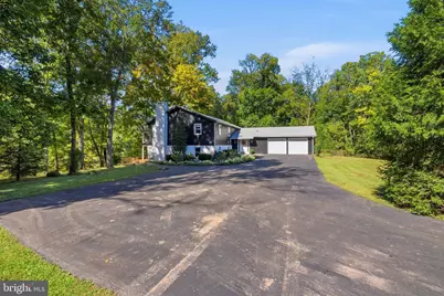 4822 Perkiomen Creek Road, Schwenksville, PA 19473 - Photo 6