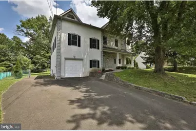 121 Brentwood Drive, Willow Grove, PA 19090 - Photo 2