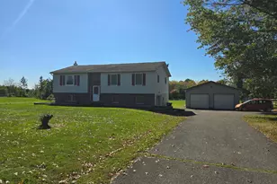 176 Oberholtzer Rd, Gilbertsville, PA 19525 - Photo 1