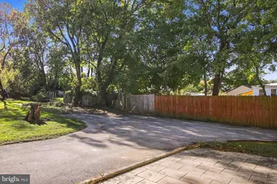 1521 Butler Pike, Conshohocken, PA 19428 - Photo 32