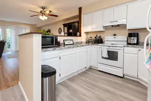 5 Kings Ct, Hatboro, PA 19040 - Photo 2