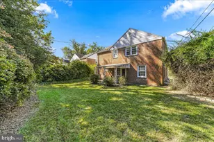 871 Delmont Dr, Wynnewood, PA 19096 - Photo 2