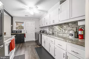 242 Brookside Rd, Norristown, PA 19401 - Photo 14