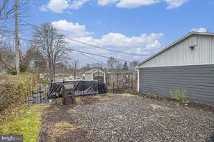 242 Brookside Rd, Norristown, PA 19401 - Photo 16