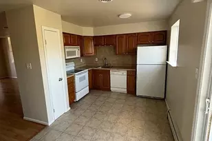 3903 Walnut Ridge Ests Estate, Pottstown, PA 19464 - Photo 4