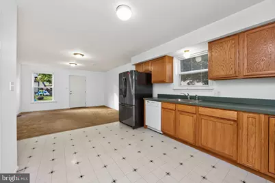 521 W Chestnut Street, Pottstown, PA 19464 - Photo 10