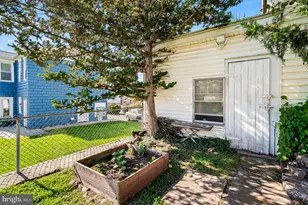 411 Walnut St, Royersford, PA 19468 - Photo 32