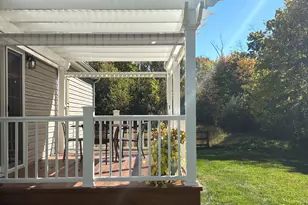 640 Marigold Ln, Blue Bell, PA 19422 - Photo 4