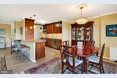 1001 City Avenue #ED-913, Wynnewood, PA 19096 - Photo 8