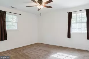 110 Maple St, Gilbertsville, PA 19525 - Photo 14