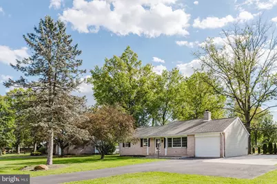 110 Maple Street, Gilbertsville, PA 19525 - Photo 2