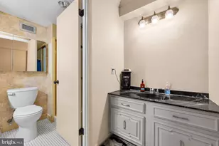 10611 Valley Forge Cir, King of Prussia, PA 19406 - Photo 20
