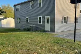 17 Traverse Dr, Plymouth Meeting, PA 19462 - Photo 2