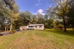 162 Steinmetz Rd, Schwenksville, PA 19473 - Photo 2