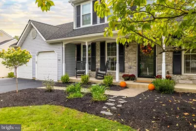 112 August Lane, Lansdale, PA 19446 - Photo 2