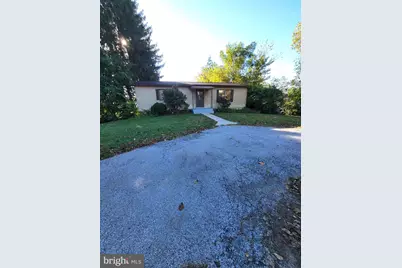 403 Brower Avenue, Phoenixville, PA 19460 - Photo 2