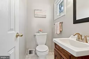 221 Crestview Rd, Hatboro, PA 19040 - Photo 16