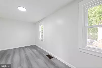 176 Walnut Street #APT B, Mont Clare, PA 19453 - Photo 22
