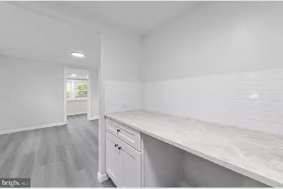 176 Walnut Street #APT B, Mont Clare, PA 19453 - Photo 14