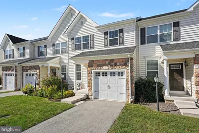 413 Sourwood Road, Norristown, PA 19403 - Photo 4