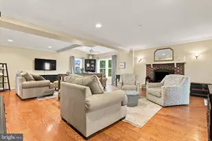 947 Patriot Dr, Lansdale, PA 19446 - Photo 12