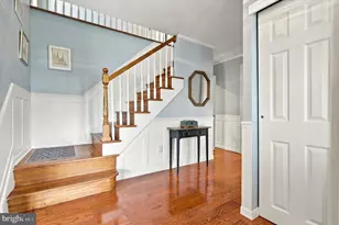 947 Patriot Dr, Lansdale, PA 19446 - Photo 2