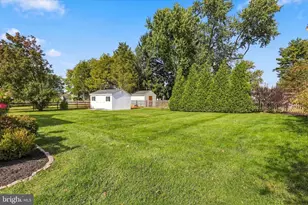 947 Patriot Dr, Lansdale, PA 19446 - Photo 36